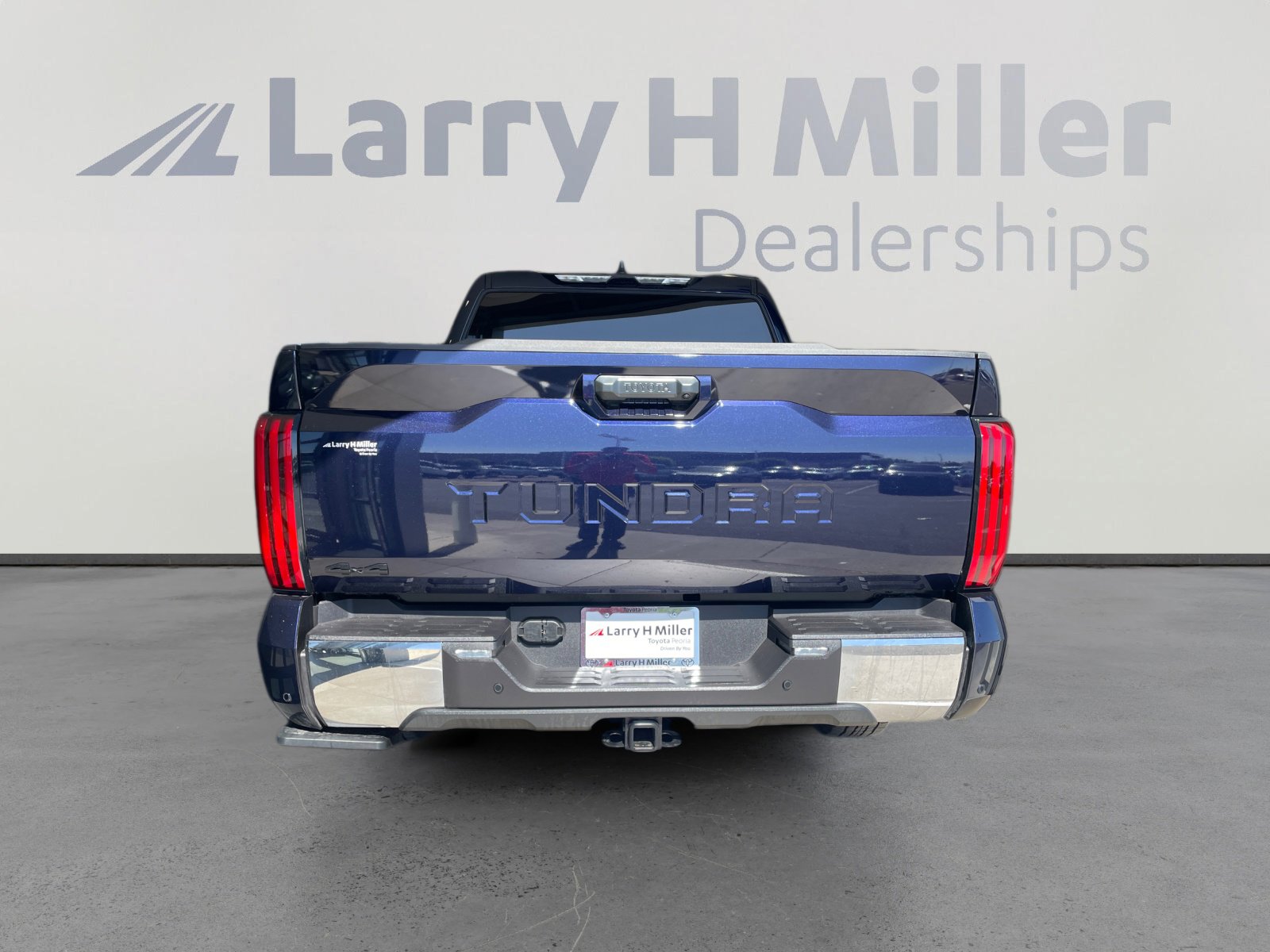 Certified 2025 Toyota Tundra SR5 w/ TRD Off-Road Package AWD/4WD image 4