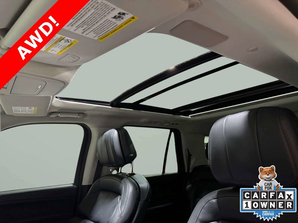 Used 2025 Lincoln Navigator Reserve image 14