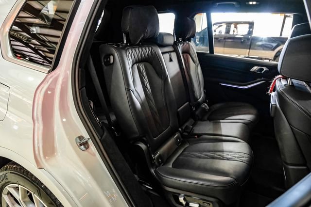 Used 2022 BMW X7 xDrive40i w/ Executive Package image 30