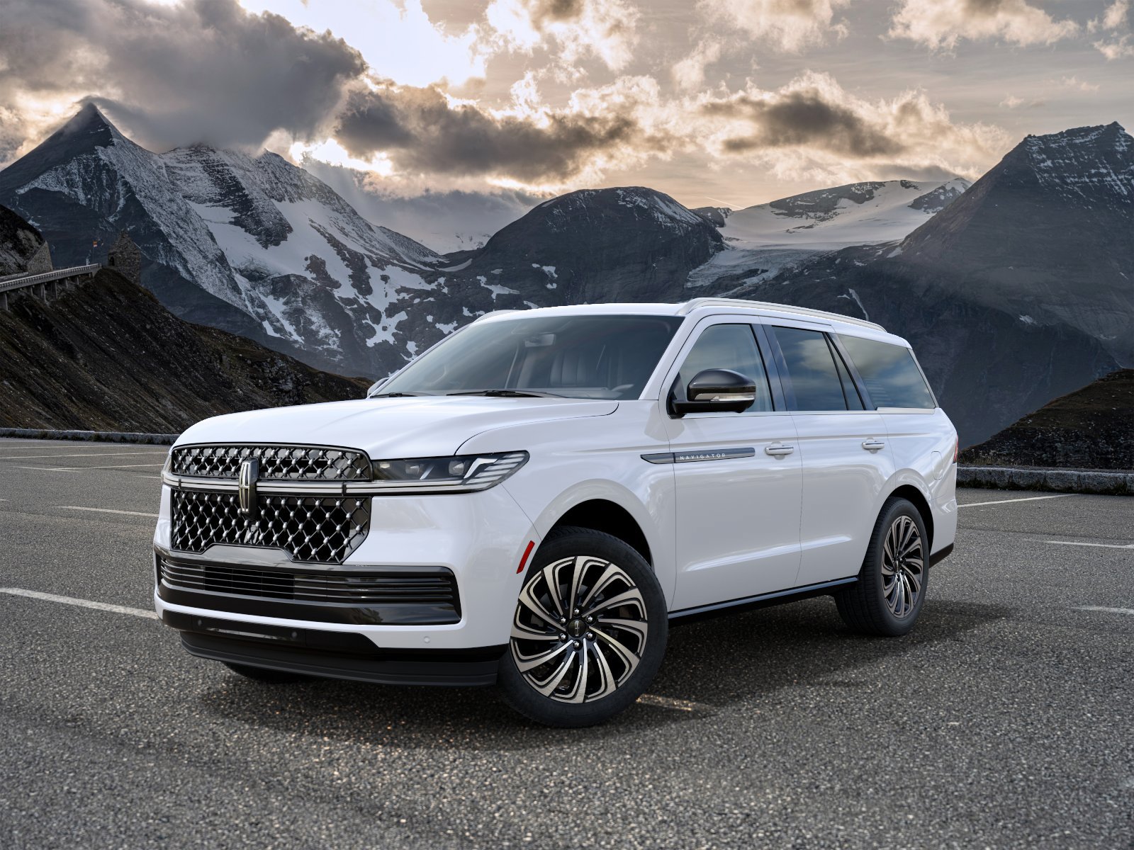 New 2027 Lincoln Navigator Black Label AWD/4WD image 2