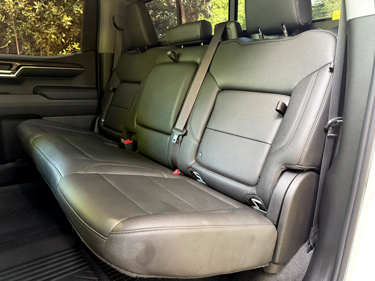 Used 2022 Chevrolet Silverado 1500 LT Trail Boss w/ LT Trail Boss Premium Package image 54