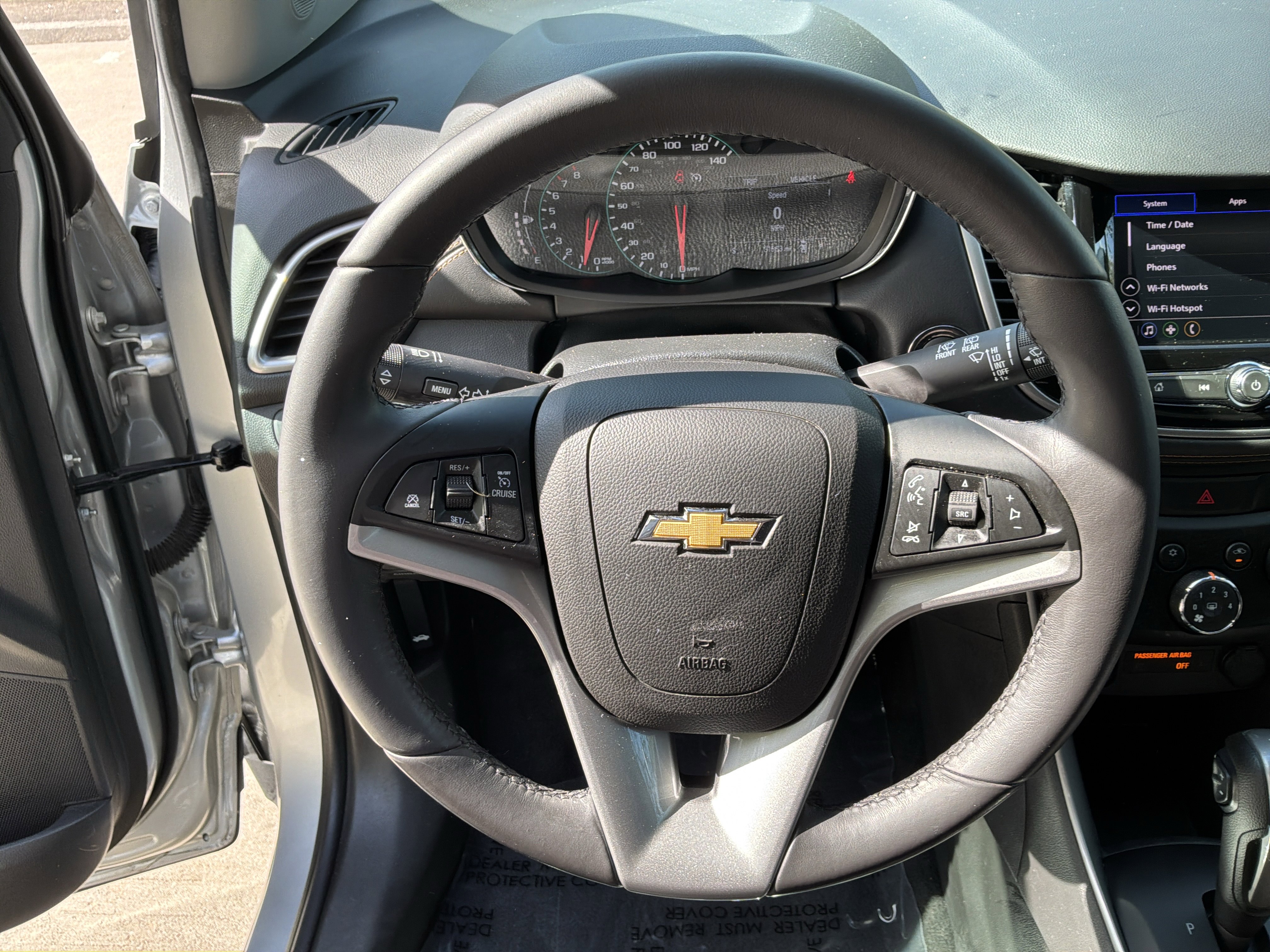 Used 2021 Chevrolet Trax LT w/ Driver Confidence Package image 18