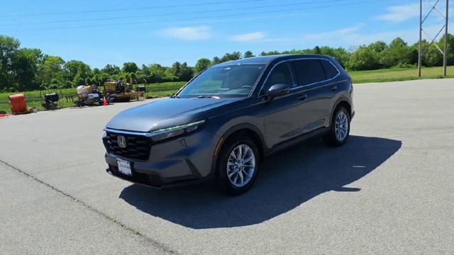 Used 2025 Honda CR-V EX-L image 3