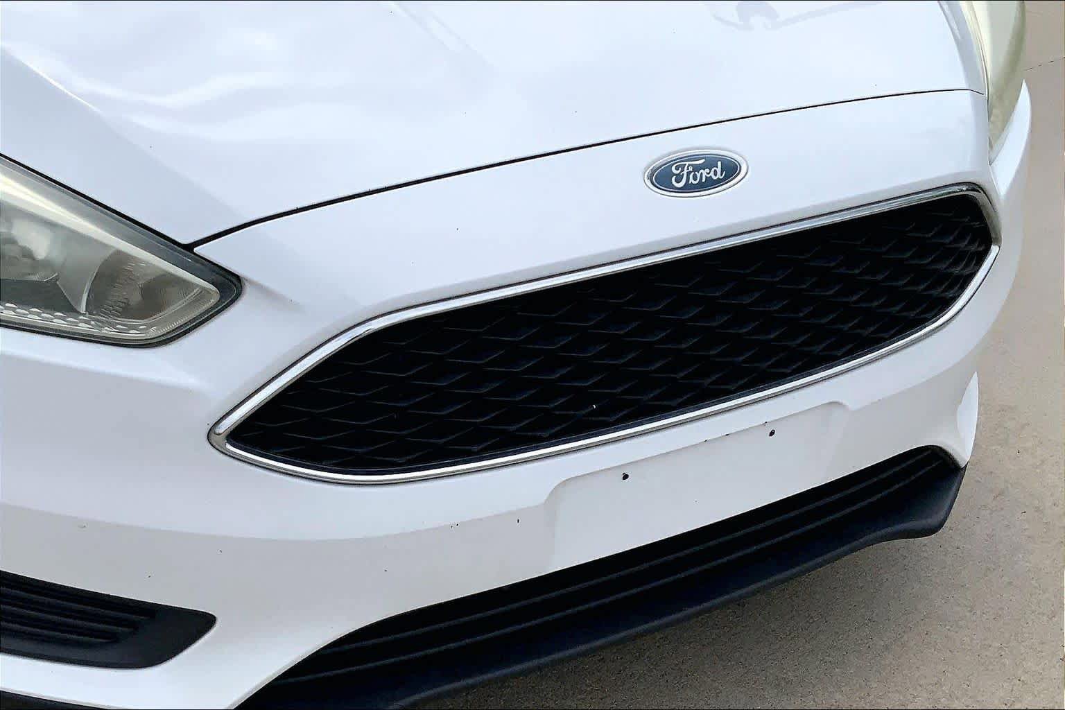 Used 2015 Ford Focus SE image 28