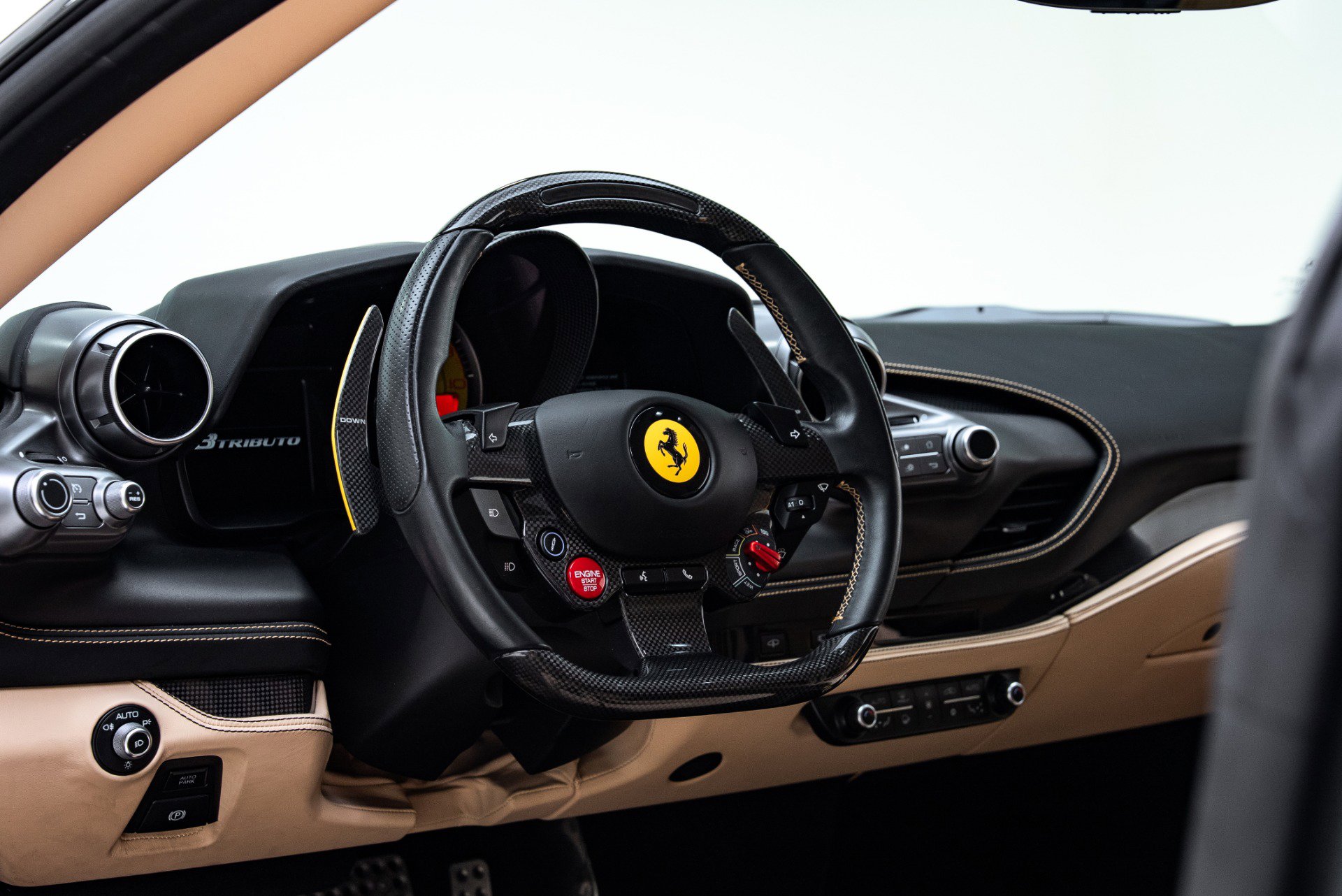 Used 2022 Ferrari F8 Tributo image 16
