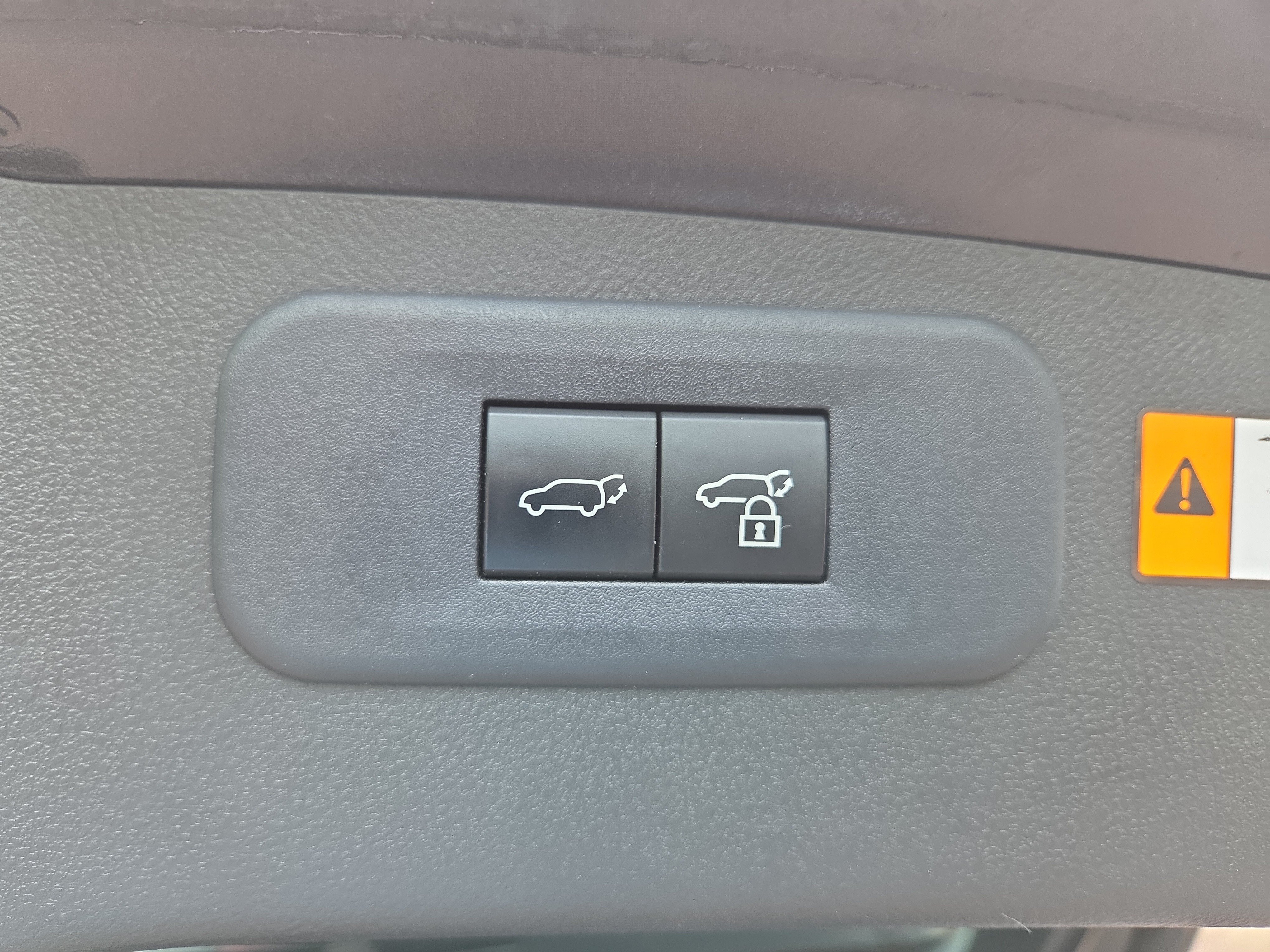 Certified 2025 Lexus NX 350h AWD w/ Accessory Package (2T) image 37