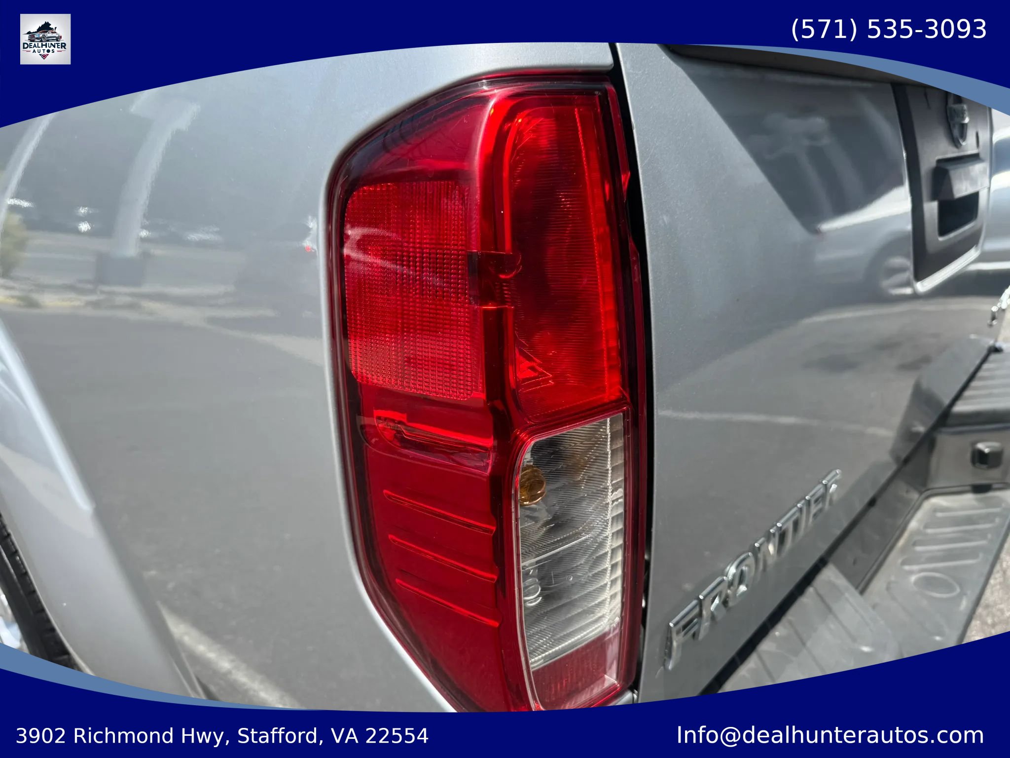 Used 2017 Nissan Frontier SV AWD/4WD image 8