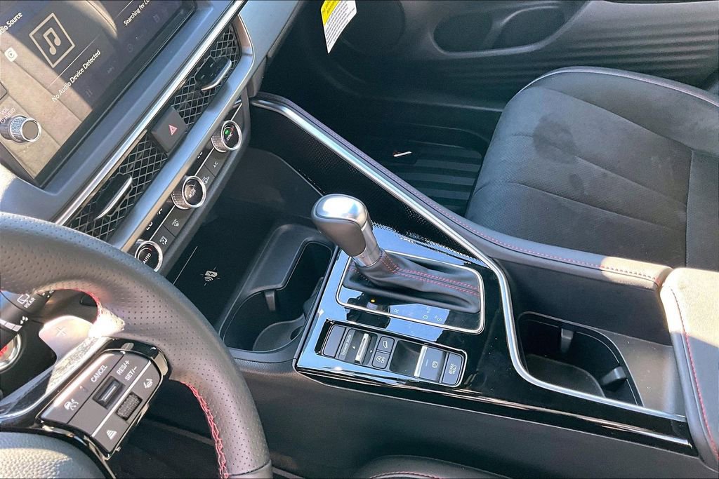 Certified 2025 Acura MDX w/ Technology Package image 18