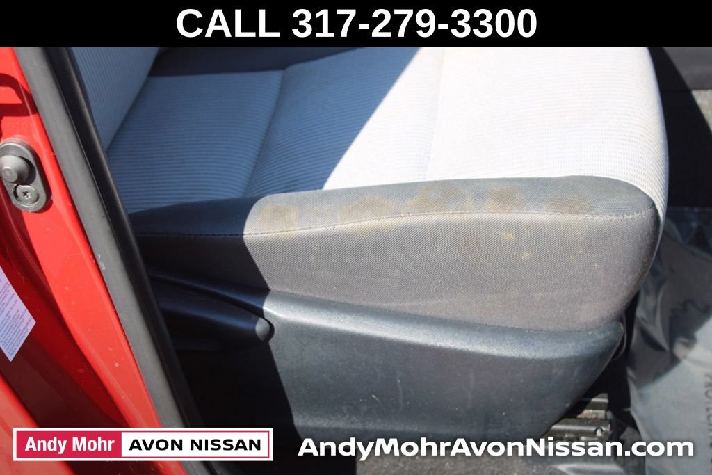 Used 2014 Toyota RAV4 LE FWD image 19
