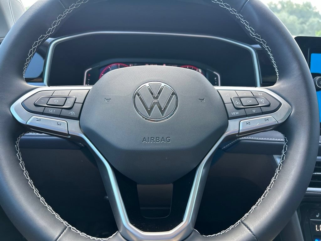 New 2026 Volkswagen Taos SEL AWD/4WD image 24