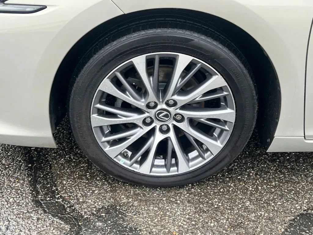 Used 2020 Lexus ES 350 w/ Premium Package FWD image 31