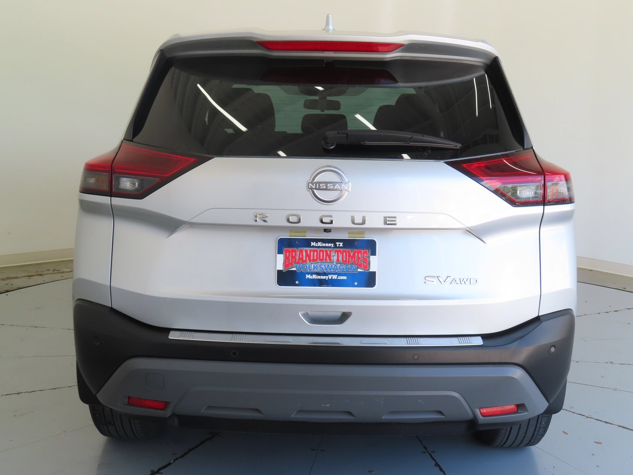 Used 2023 Nissan Rogue SV AWD/4WD image 4