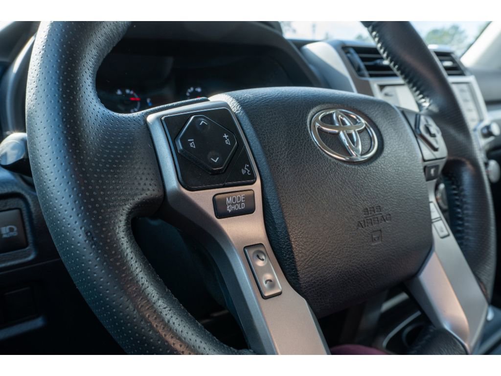 Used 2020 Toyota 4Runner SR5 Premium image 26