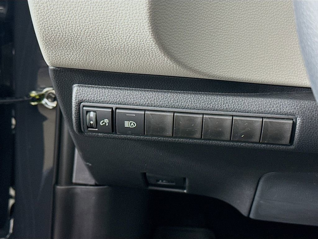 New 2026 Toyota Corolla LE image 10