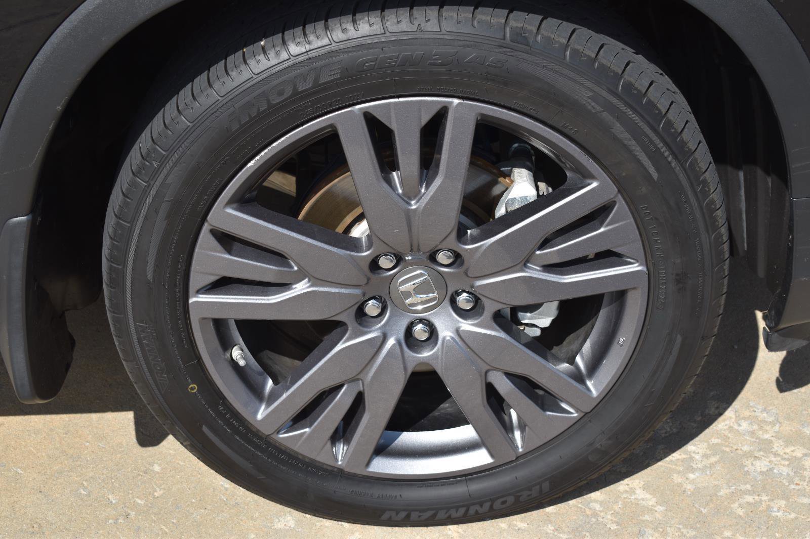 Used 2022 Honda Pilot Sport image 12