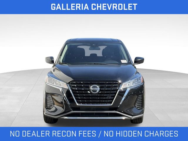 Used 2021 Nissan Kicks S image 3