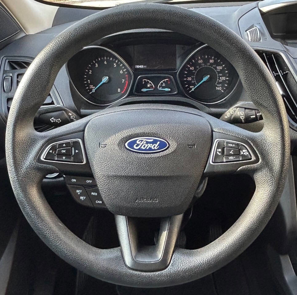 Used 2018 Ford Escape SE image 11