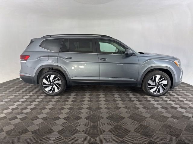 Used 2025 Volkswagen Atlas SE image 5