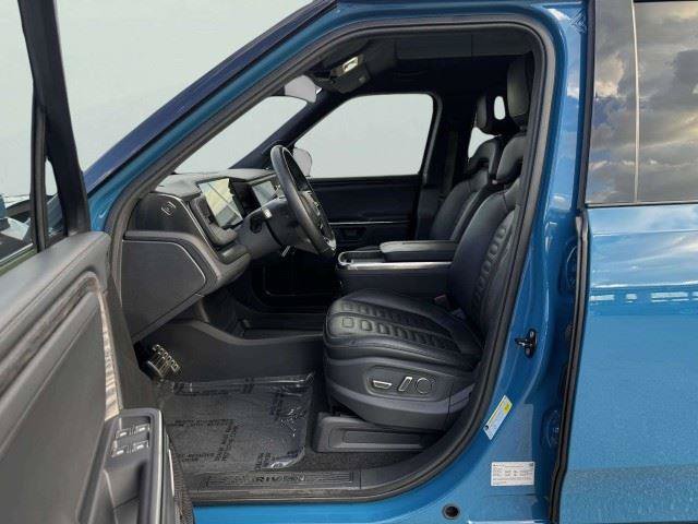 Used 2022 Rivian R1T Adventure AWD/4WD image 20