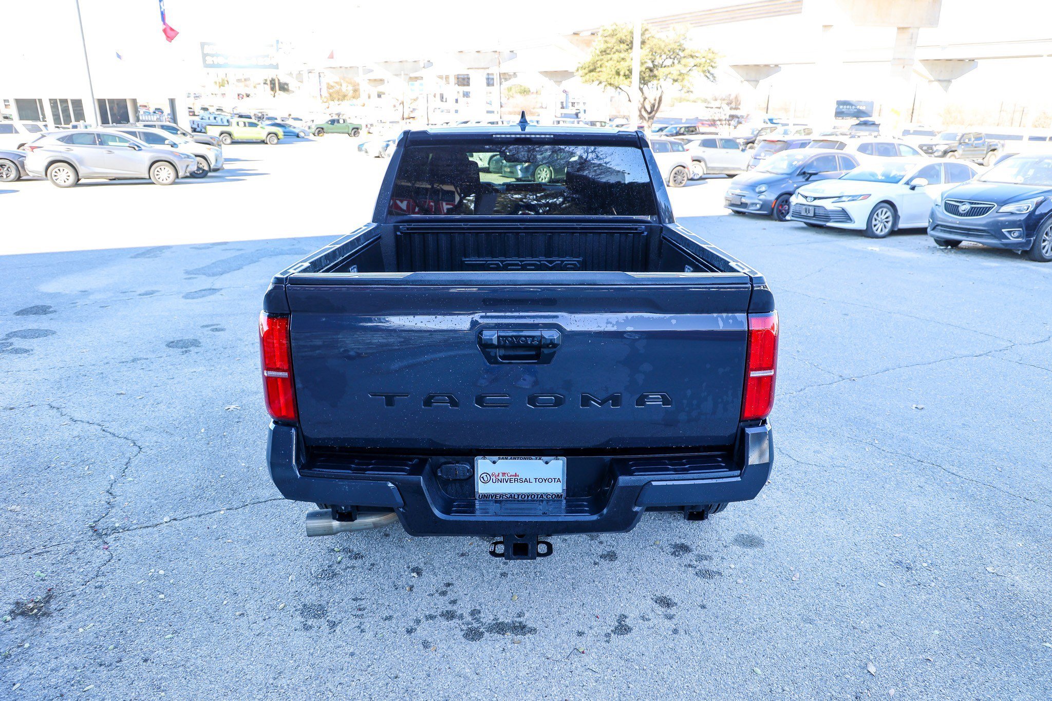 Used 2024 Toyota Tacoma TRD Sport image 9