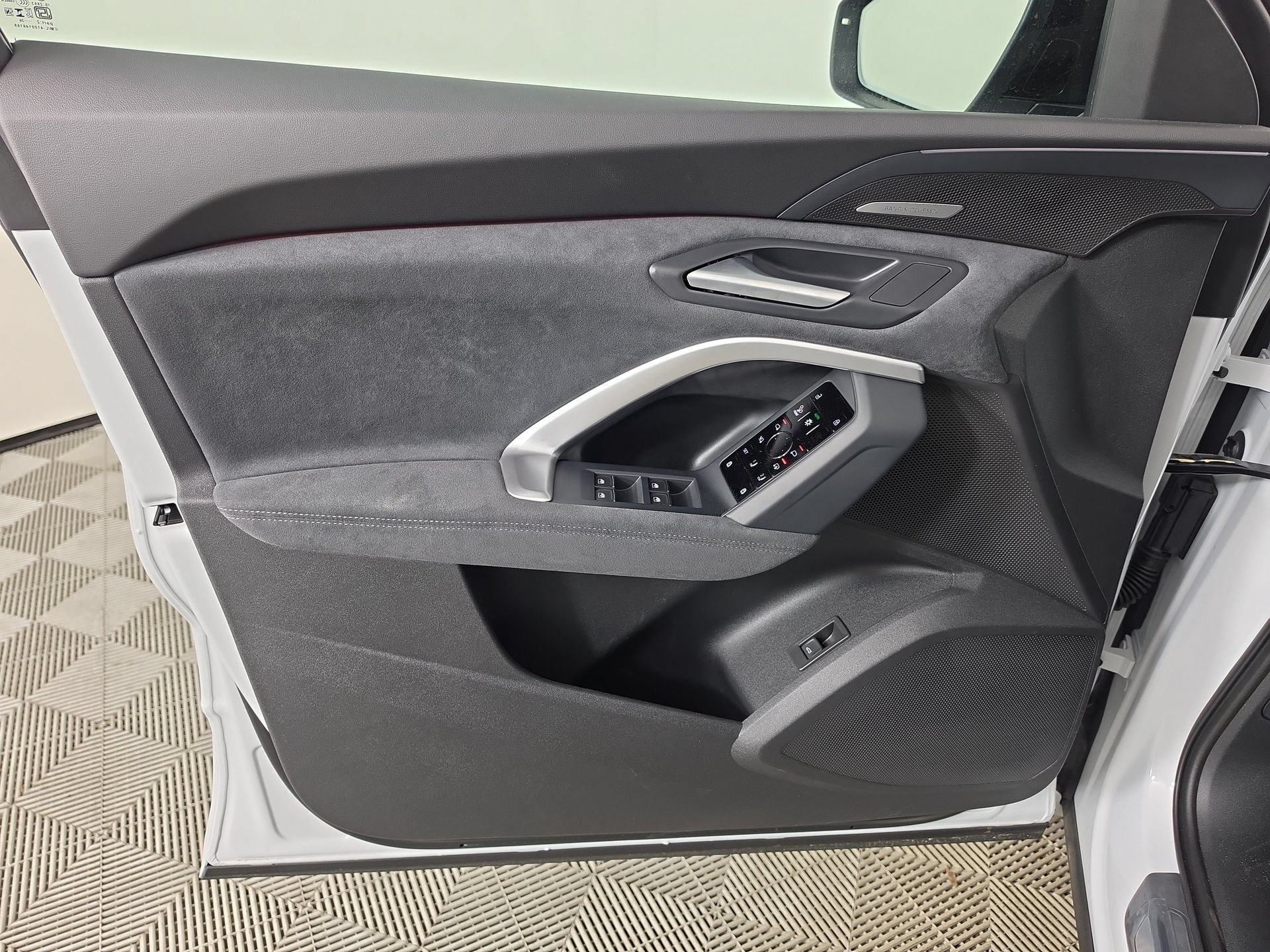 New 2026 Audi SQ5 Premium Plus AWD/4WD image 18