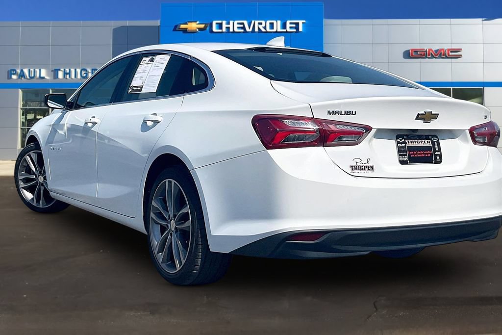 Used 2022 Chevrolet Malibu LT w/ Leather Package FWD image 4