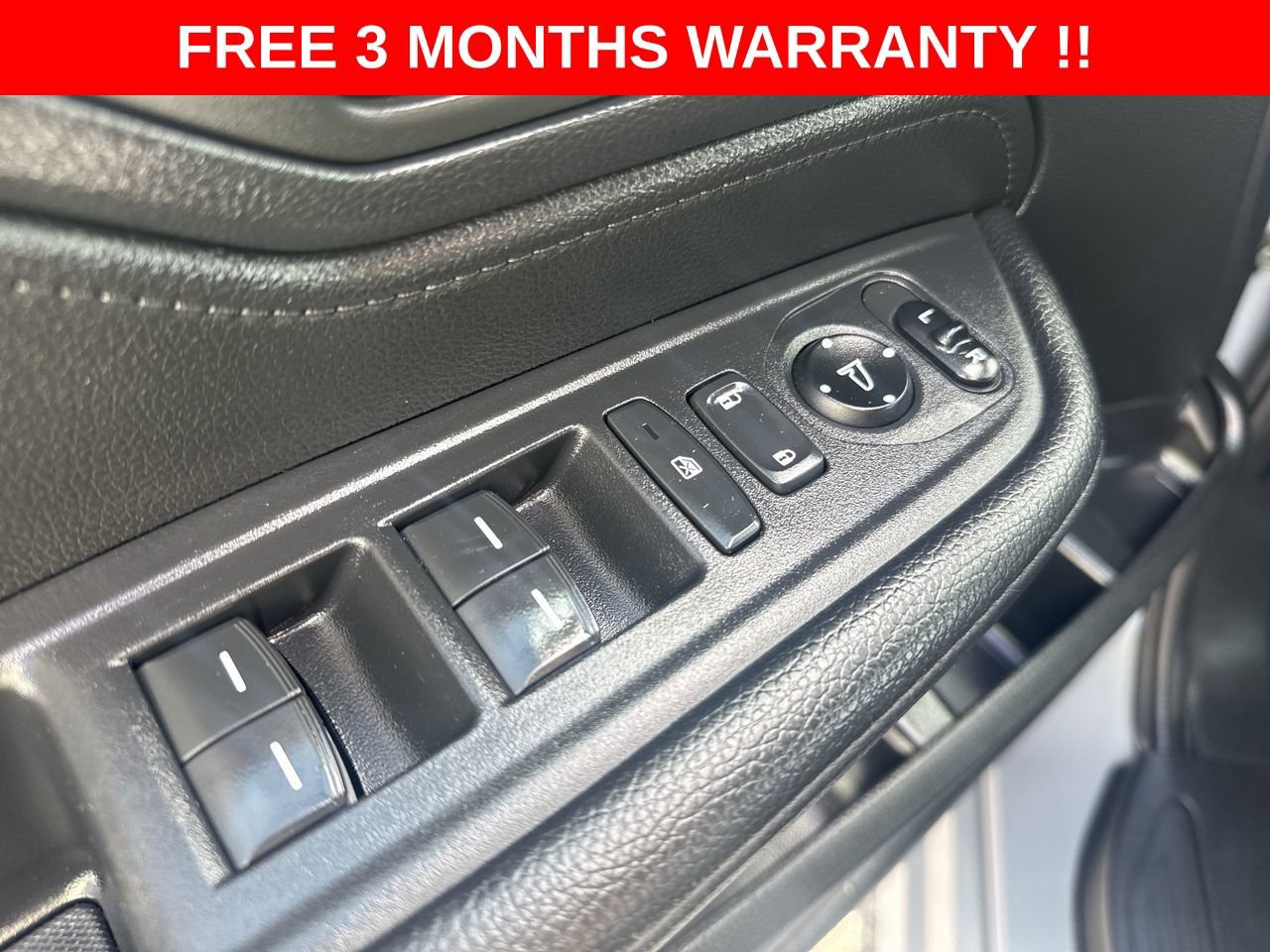 Used 2025 Honda Odyssey Sport-L image 12
