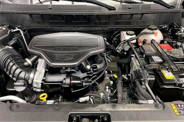 Used 2025 Cadillac XT6 Premium Luxury image 9