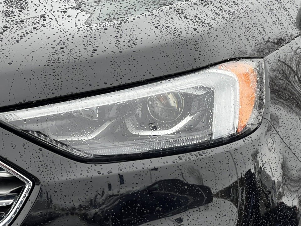 Used 2024 Ford Edge Titanium w/ Equipment Group 301A image 35