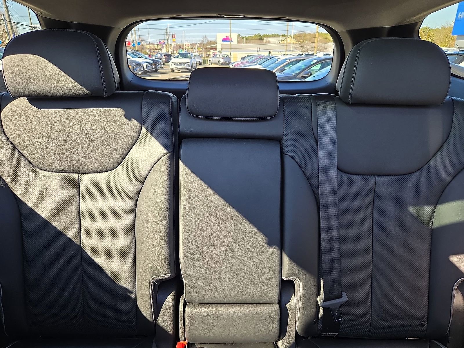 Certified 2023 Hyundai Santa Fe Limited w/ Cargo Package image 13