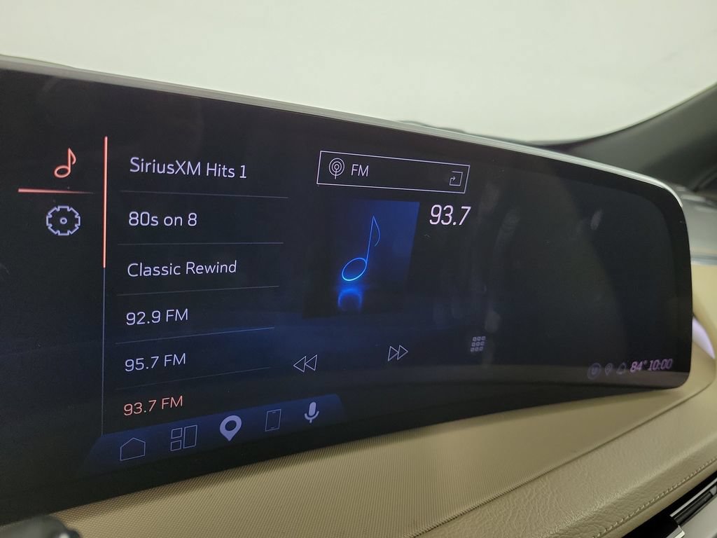 Used 2024 Cadillac XT4 Luxury FWD image 25