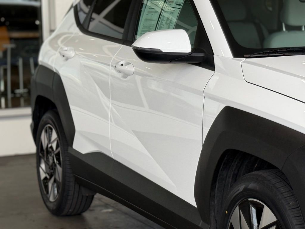 Used 2024 Hyundai Kona SEL image 11