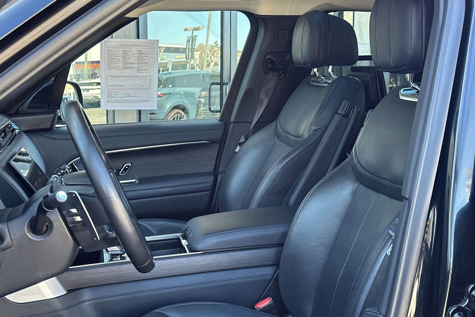 Certified 2023 Land Rover Range Rover First Edition AWD/4WD image 4