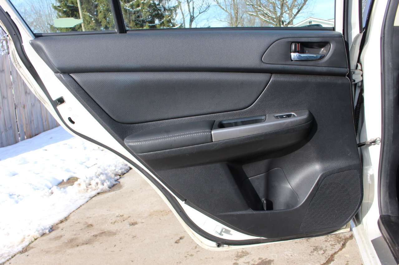 Used 2015 Subaru Impreza 2.0i Limited image 29