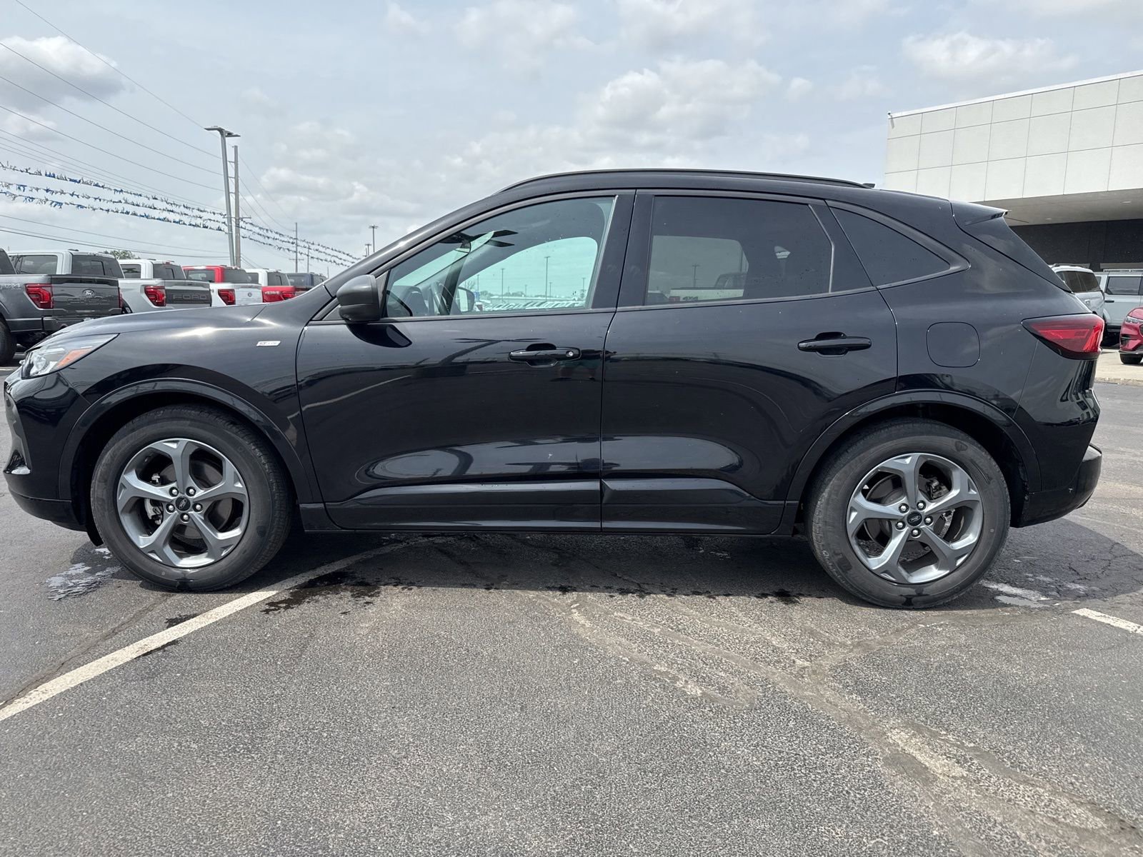 Used 2023 Ford Escape ST-Line w/ Tech Pack #1 image 6