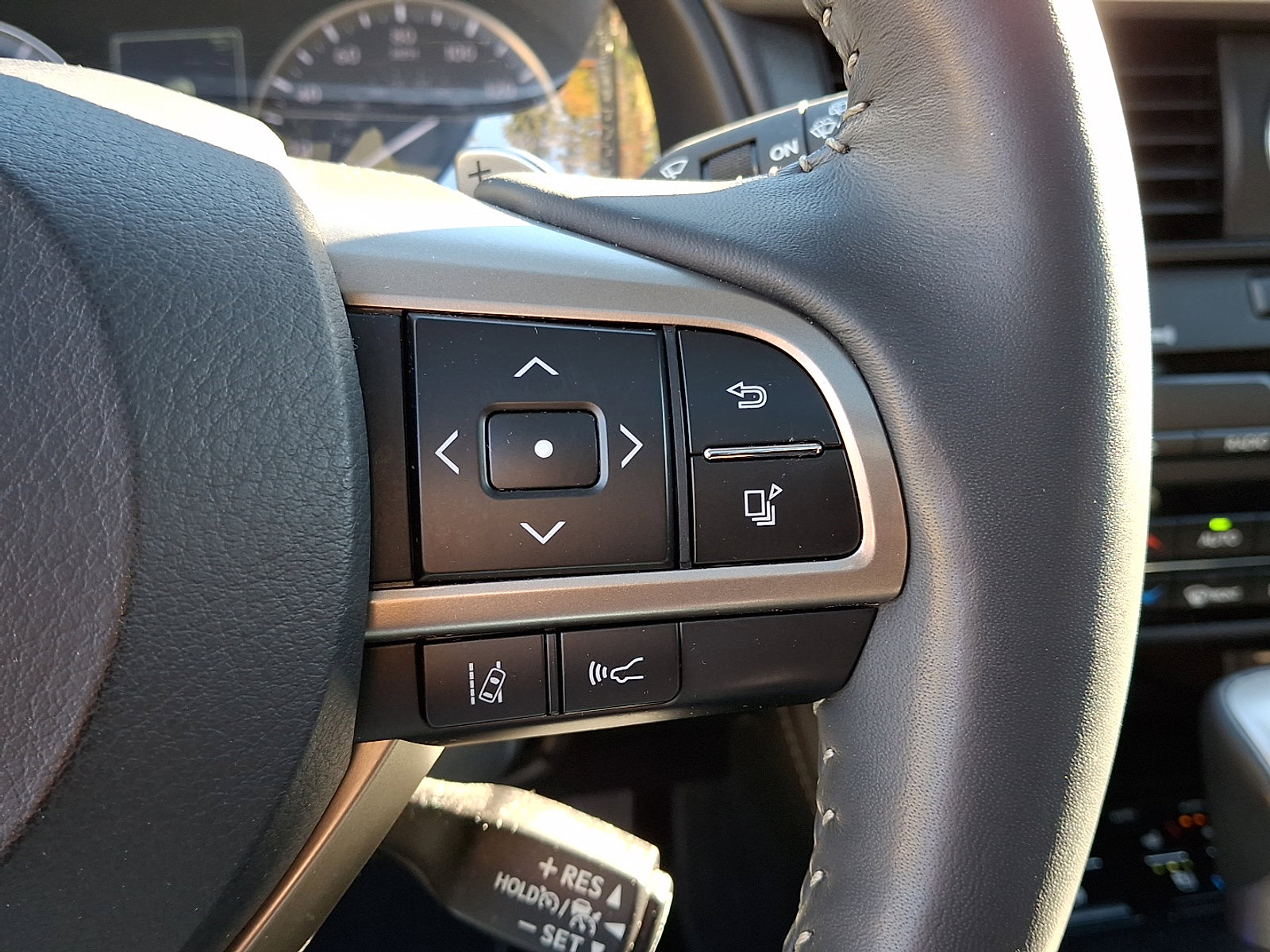 Certified 2022 Lexus RX 350 AWD w/ Premium Package image 24