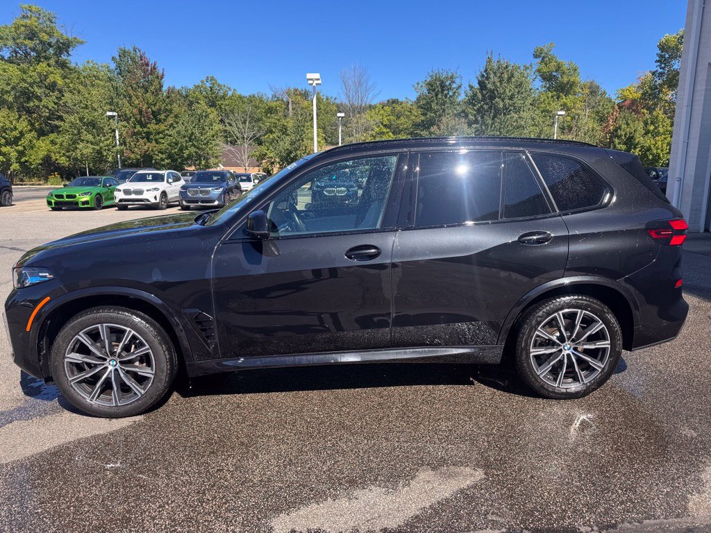 Used 2025 BMW X5 xDrive40i w/ Executive Package AWD/4WD image 4