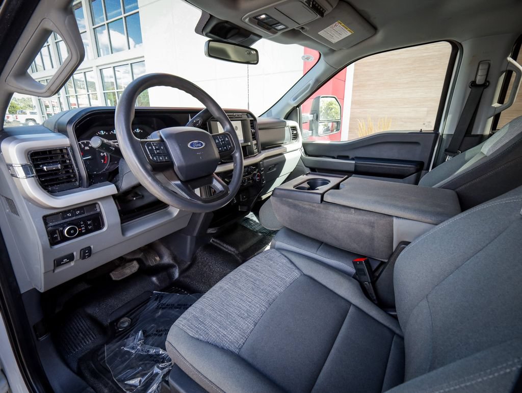 Used 2023 Ford F350 XLT w/ FX4 Off-Road Package AWD/4WD image 12