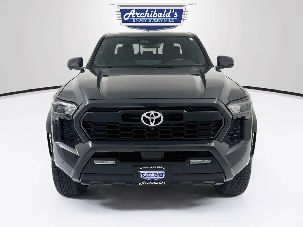 Used 2025 Toyota Tacoma TRD Off-Road w/ TRD Off Road Premium Package AWD/4WD image 2