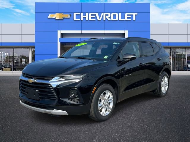 Used 2021 Chevrolet Blazer LT AWD/4WD image 2