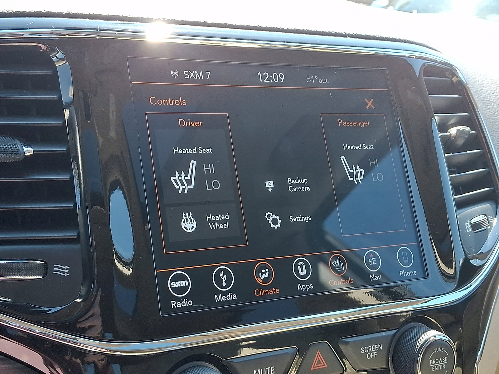 Used 2019 Jeep Grand Cherokee Limited image 26