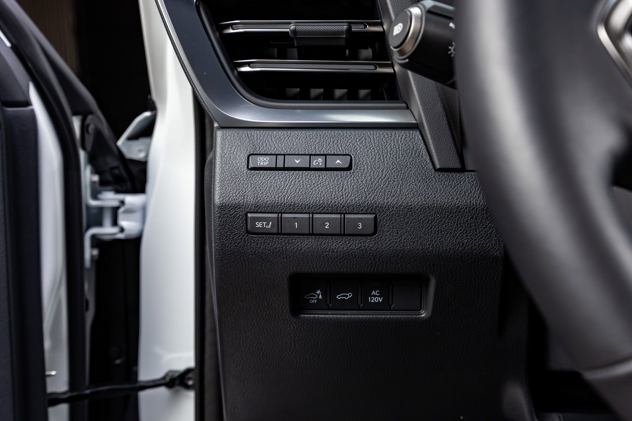 Used 2025 Lexus GX 550 image 22