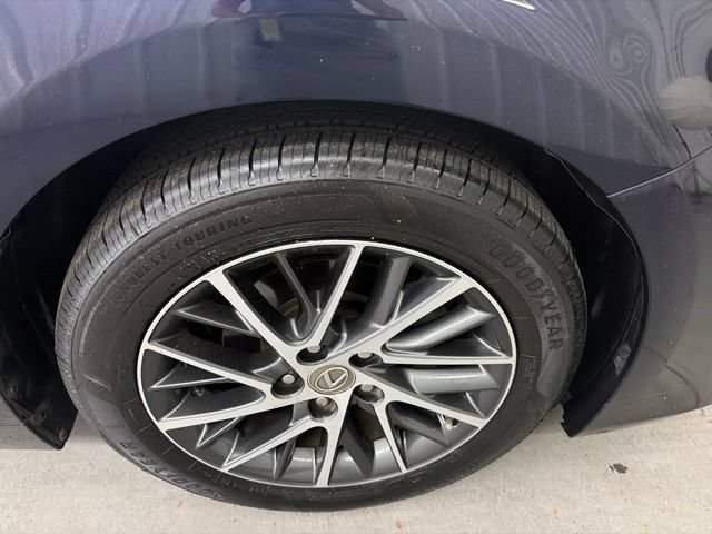 Used 2018 Lexus ES 350 w/ Luxury Package w/Wood Trim FWD image 26