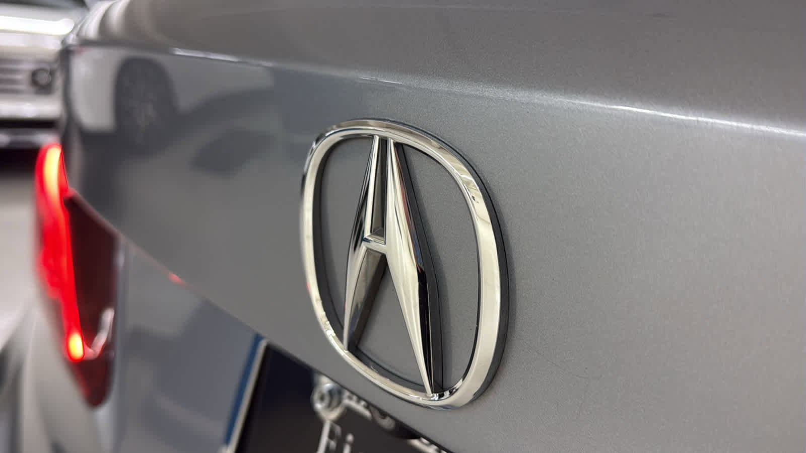 Used 2015 Acura TLX V6 w/ Technology Package image 9