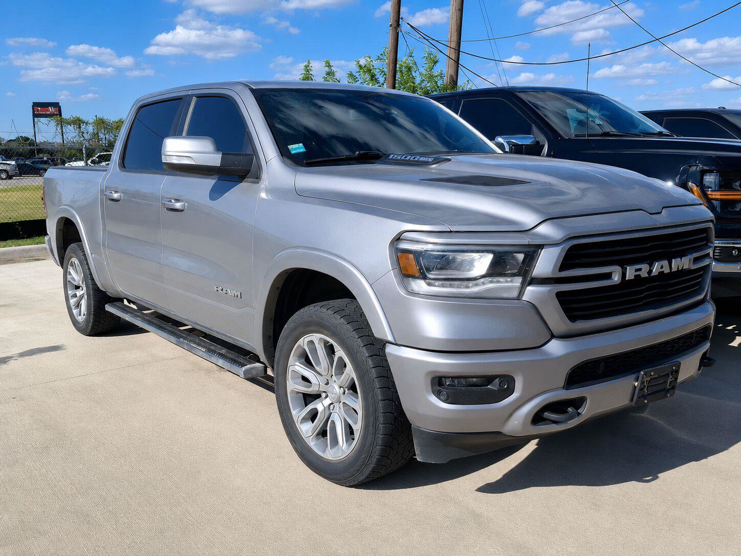 Used 2020 RAM 1500 Laramie w/ Sport Appearance Package AWD/4WD image 26