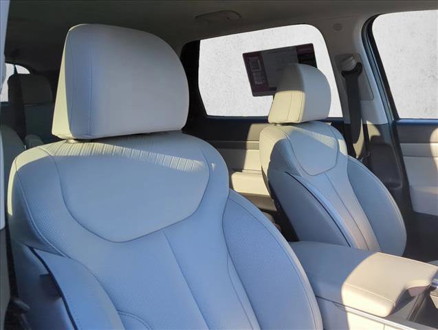 Used 2023 Hyundai Palisade SEL w/ Cargo Package image 27
