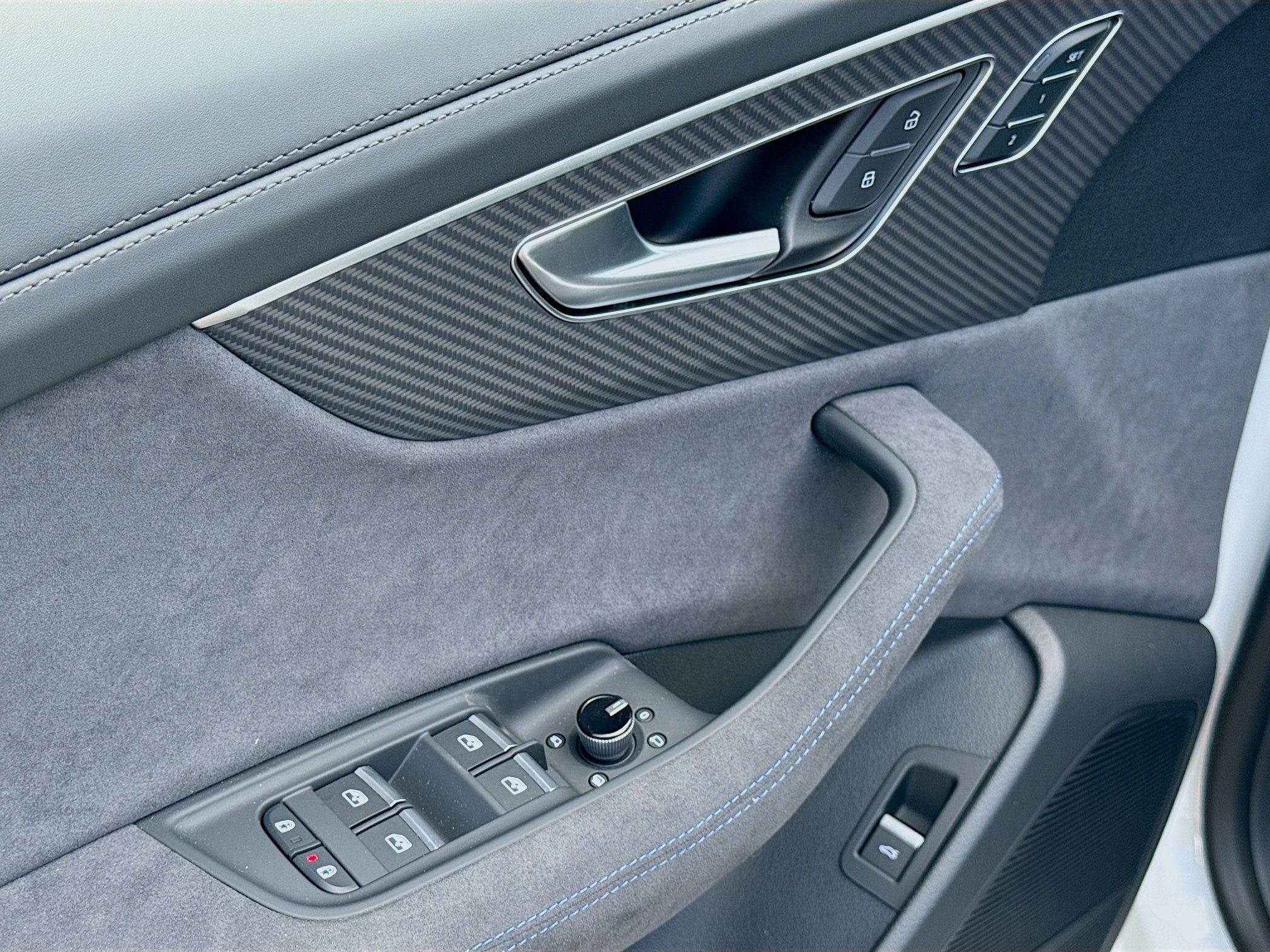 New 2026 Audi RS Q8 performance AWD/4WD image 21