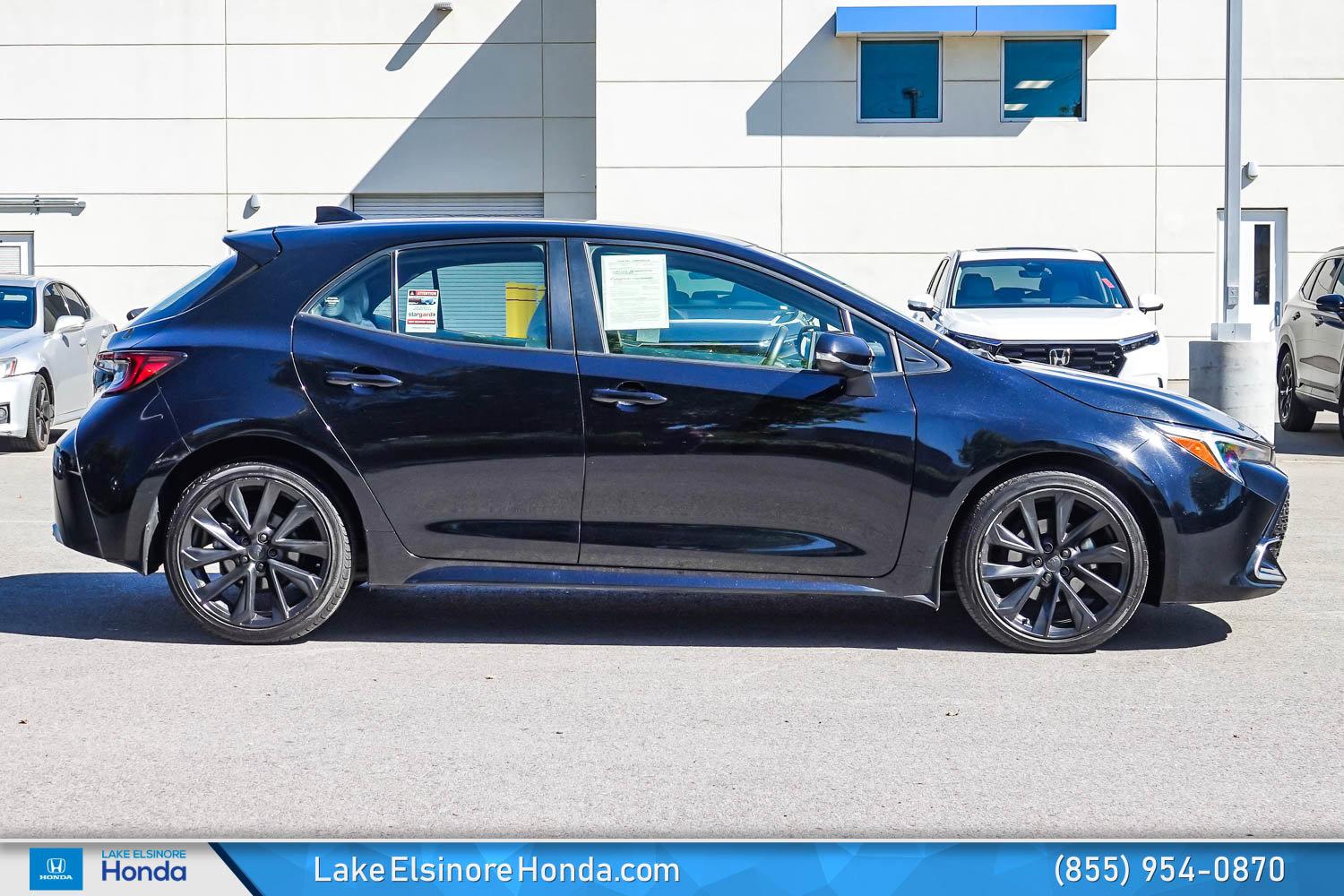 Used 2023 Toyota Corolla XSE image 6