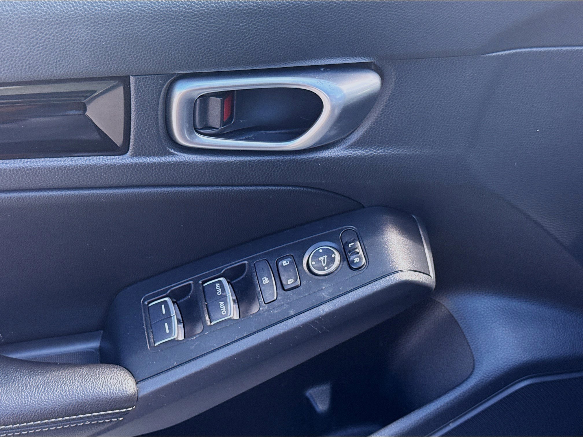 Certified 2024 Honda Civic EX-L image 16