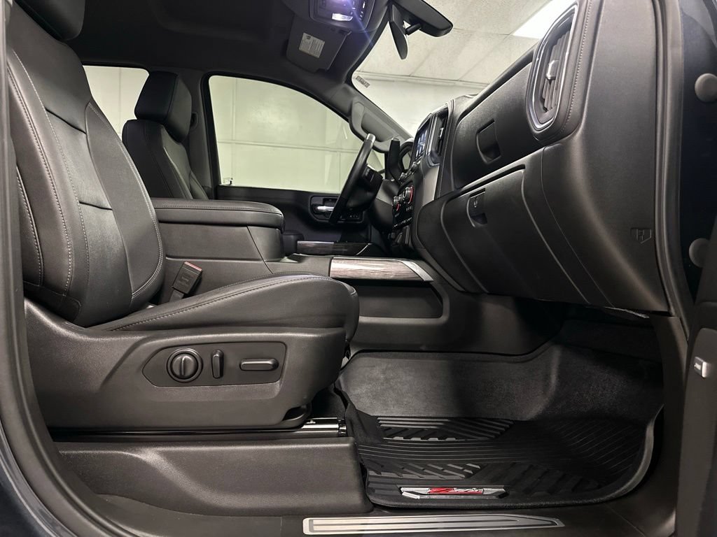 Used 2021 Chevrolet Silverado 1500 LTZ w/ LTZ Convenience Package II AWD/4WD image 23